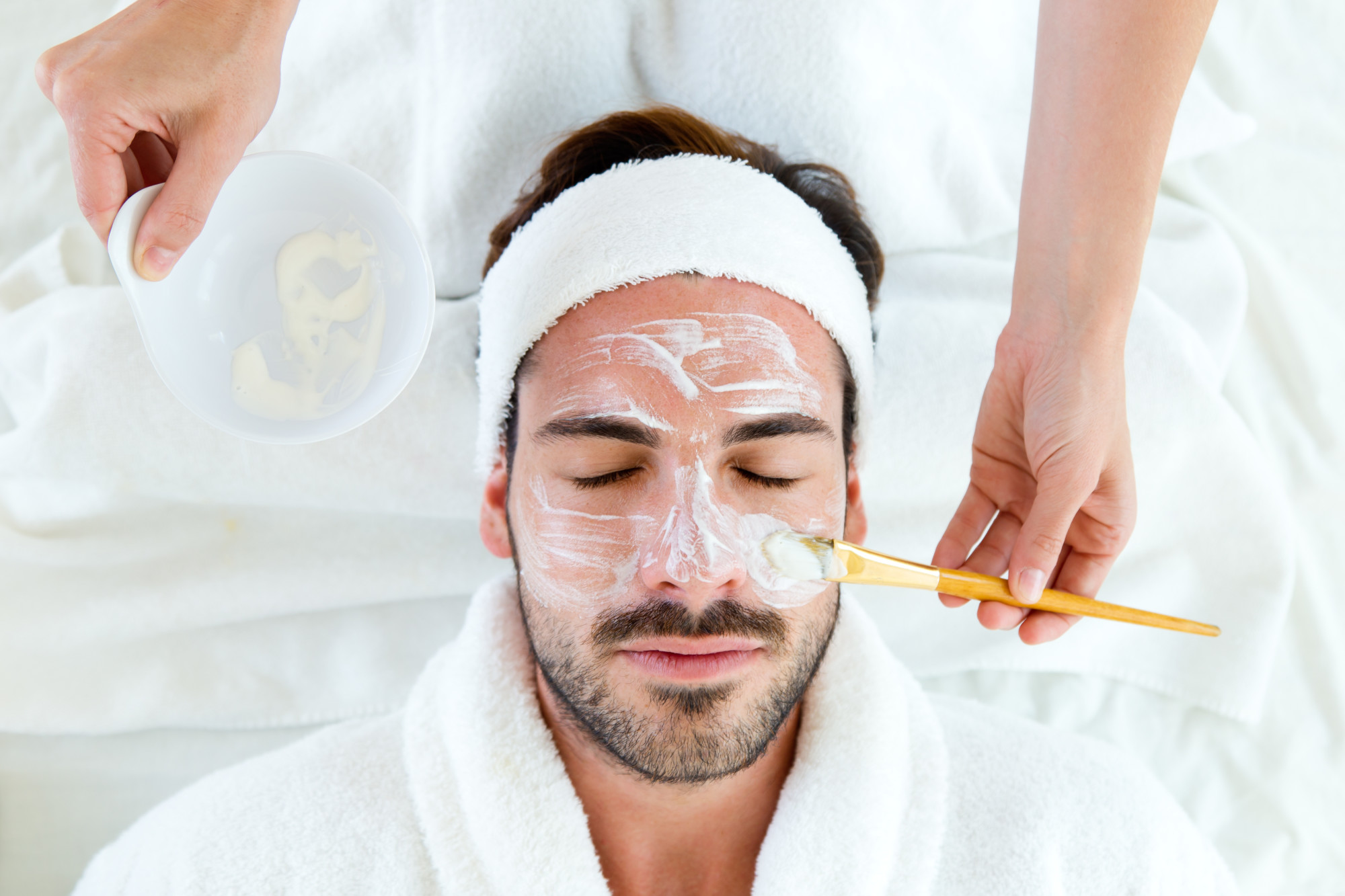 How a Hydro Facial Can Help Improve Your Skin
